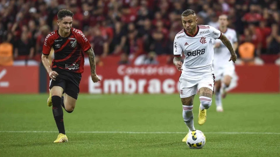 Flamengo e Athletico tentam retomar caminho das vitórias no Brasileiro