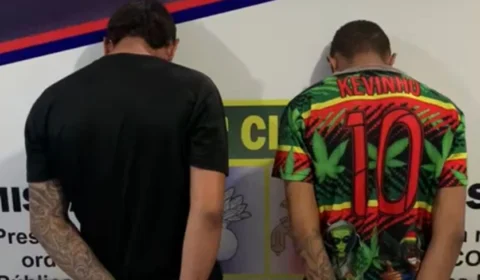 VÍDEO: Dupla é presa em ‘boca de fumo’ no Cidade de Deus