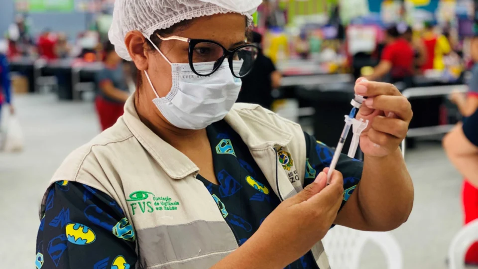 Saúde do Amazonas divulga painel semanal de Covid-19 e vacinação nesta quarta-feira