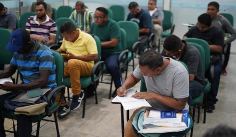 Confira as vagas de emprego disponíveis para esta segunda-feira