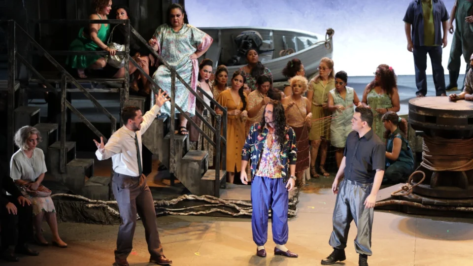 ‘Peter Grimes’ retorna ao Festival Amazonas de Ópera com mensagens atuais sobre interações sociais