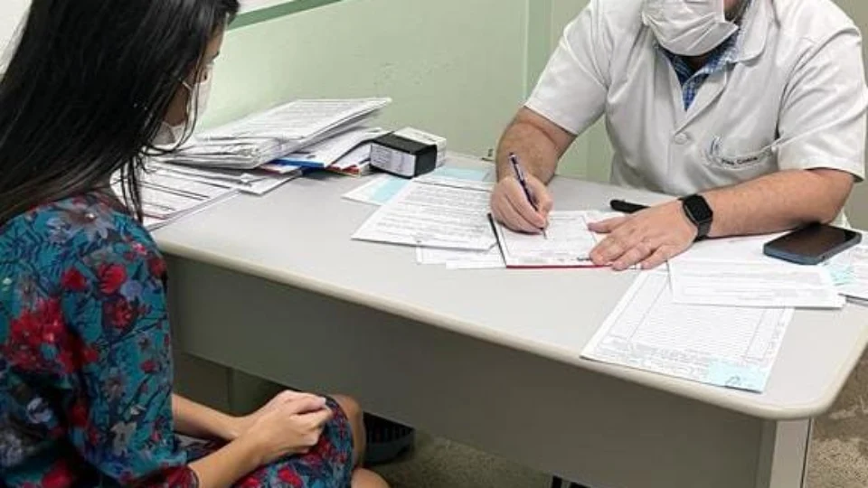 Com alerta sobre as doenças Inflamatórias Intestinais, Policlínica Codajás realiza ação em saúde