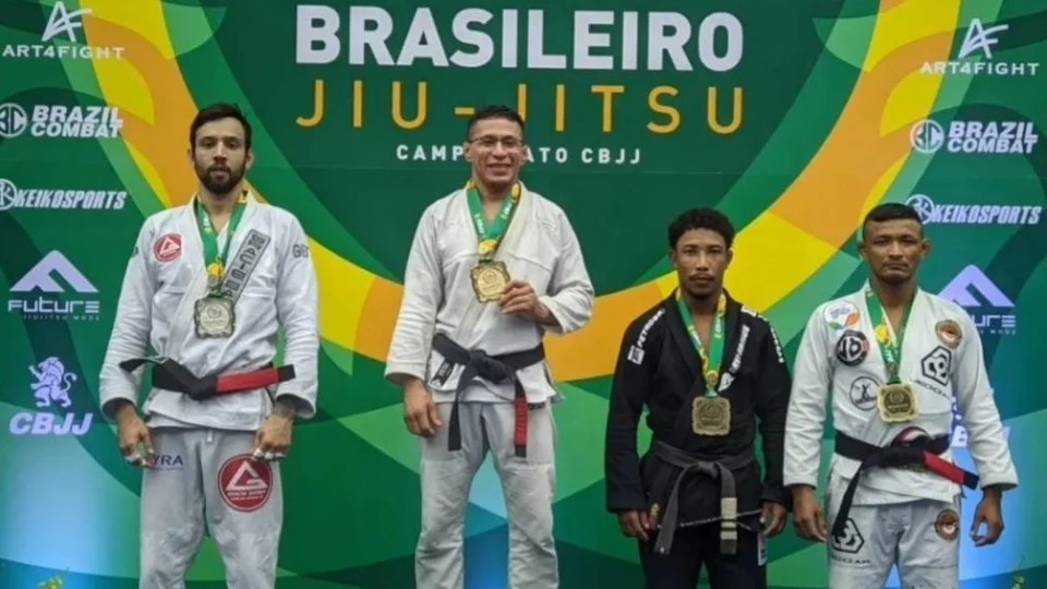 Atletas conquistam mais quatro medalhas na reta final do Campeonato Brasileiro de Jiu-Jítsu