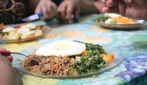 Entenda a importância da alimentação saudável na terceira idade