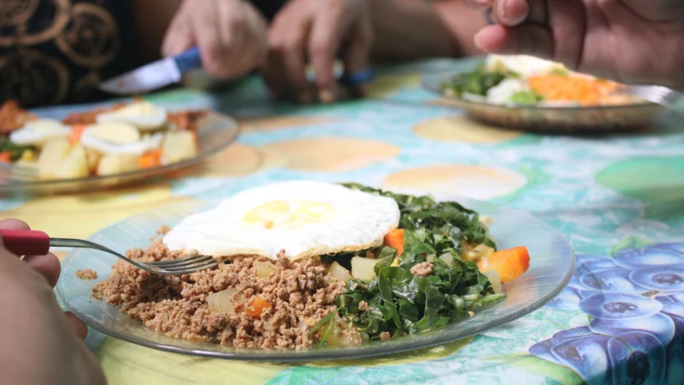 Entenda a importância da alimentação saudável na terceira idade