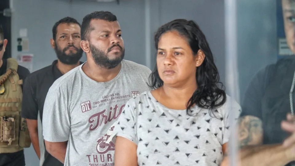 Preso trio suspeito de esquartejar e jogar membros do corpo em bueiro no bairro de Petrópolis