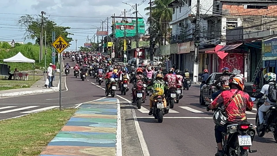 Motoristas de plataformas por aplicativos aderem à greve nacional