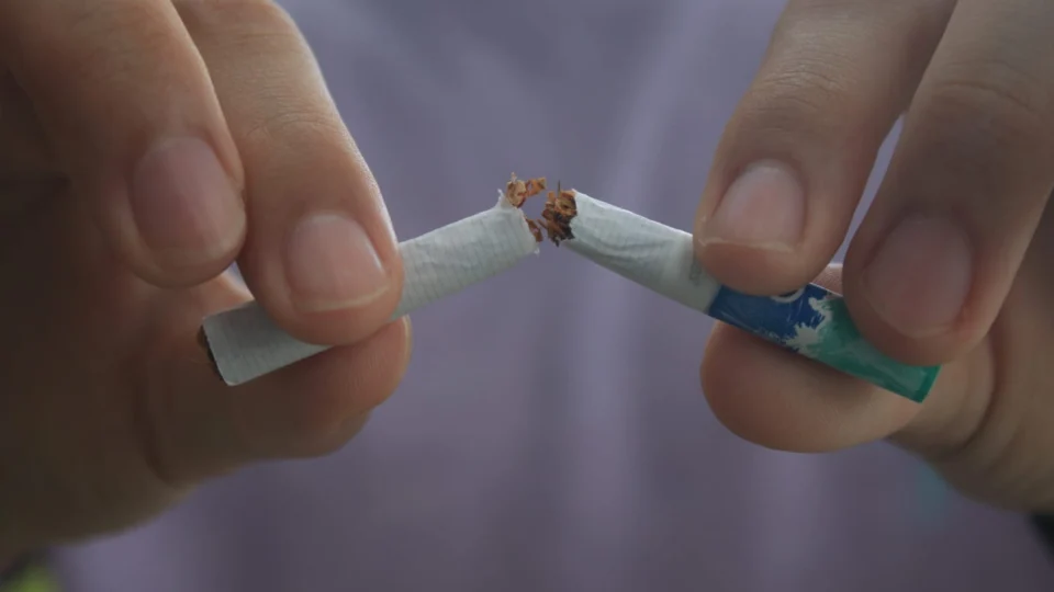 Cardiologista explica impacto devastador do tabagismo no coração