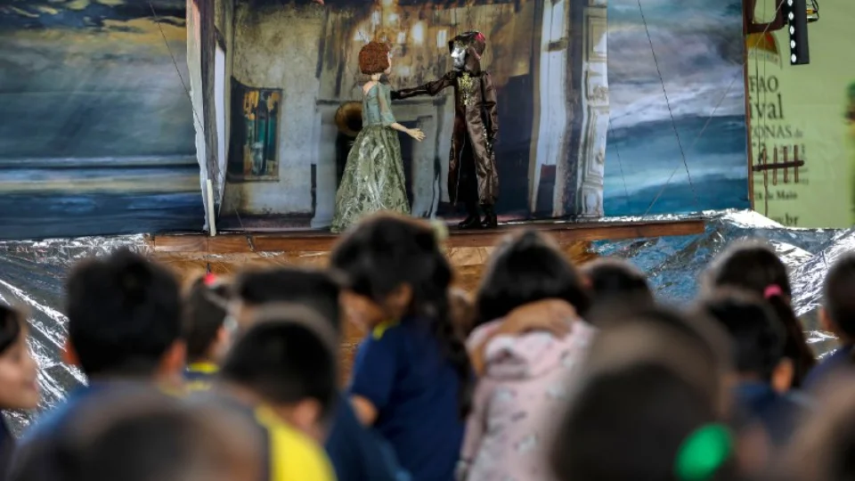 ‘Ópera Mirim’ leva espetáculo infantil e oficinas gratuitas no AM