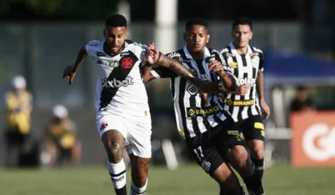 Santos vence o Vasco em São Januário e sobe na tabela do Brasileirão