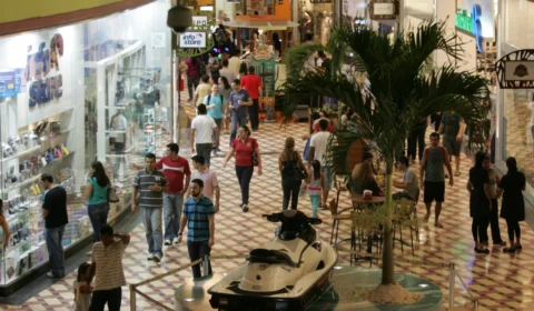 Confira os horários de funcionamento dos Shoppings de Manaus neste domingo (24)