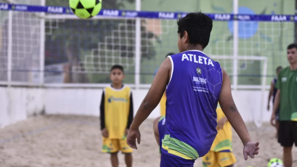 Futevôlei nos Bairros: Projeto socioesportivo do Governo do Amazonas chega na Zona Sul de Manaus