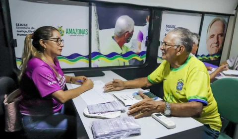 Ônibus do Idoso leva mutirão de serviços ao Centro de Convivência da Aparecida