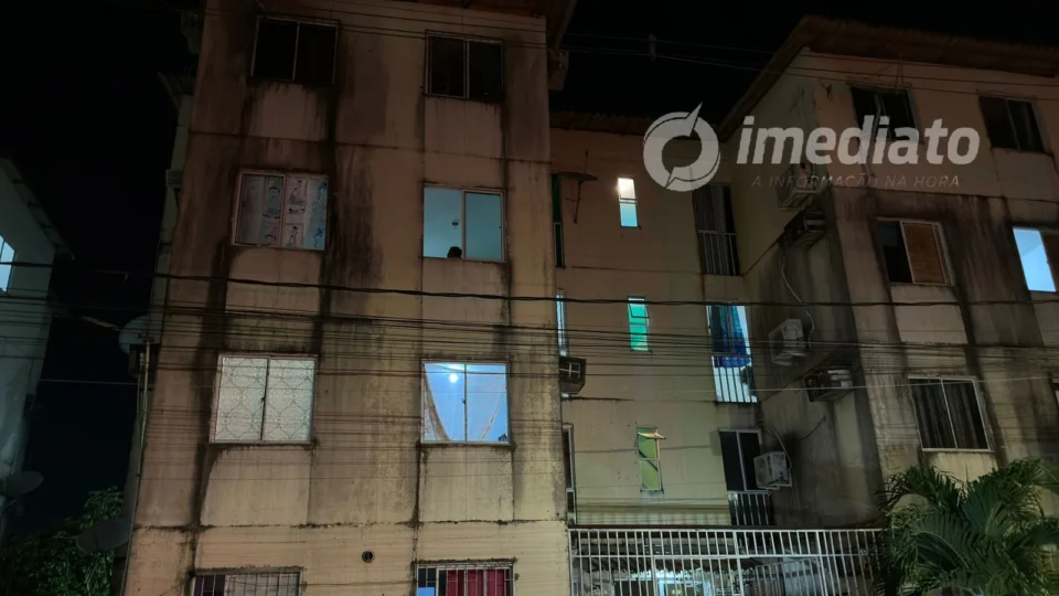 Homem é crivado de balas dentro de apartamento no Conjunto Viver Melhor 3