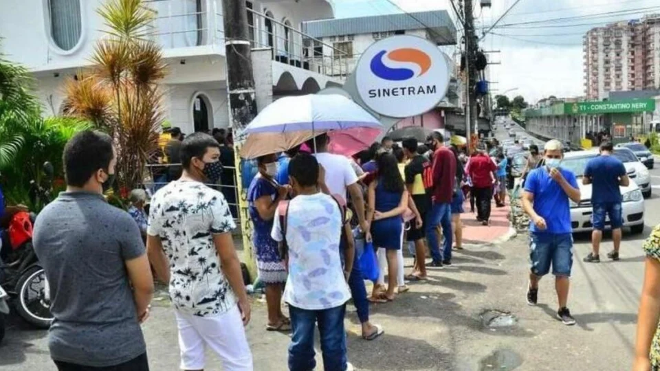 Sinetram abre vagas de empregos para auxiliares com ensino médio