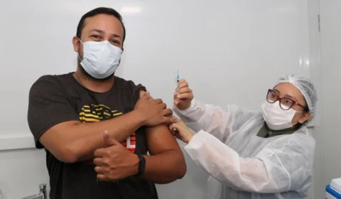 Vacina contra Covid-19 está disponível até quarta-feira em Manaus