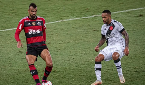 Vasco e Flamengo disputam clássico pelo Brasileiro nesta segunda