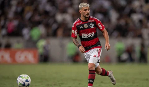 Flamengo recebe Racing no Maracanã de olho nas oitavas da Libertadores