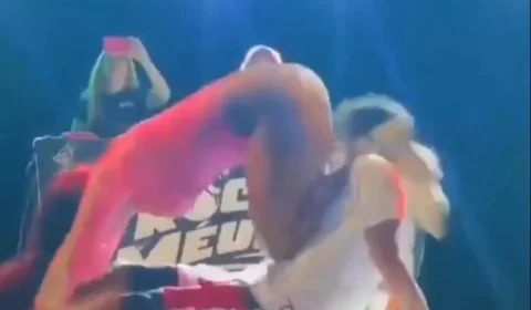 VEJA VÍDEO: homem desloca braço ao levar ‘surra de bunda’ durante show