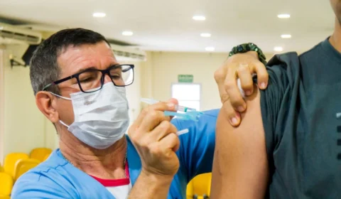 Mais de 70 pontos de vacinação contra Covid-19 estão disponíveis esta semana