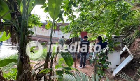 Familiares acompanham buscas por corpo de travesti na zona Oeste