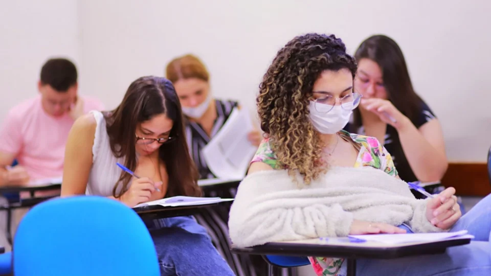 Defensoria abre processo seletivo de estágio de graduação em Direito no AM