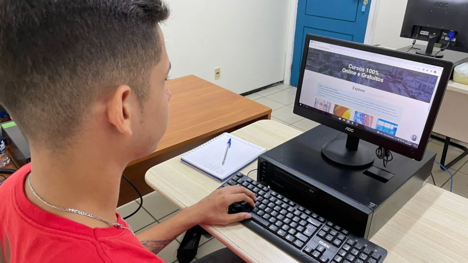 Centro Universitário abre inscrições para cursos online gratuitos em Manaus