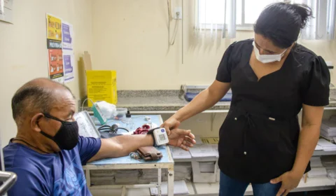 Pessoas com hipertensão e diabetes devem atualizar dados nas UBSs de Manaus