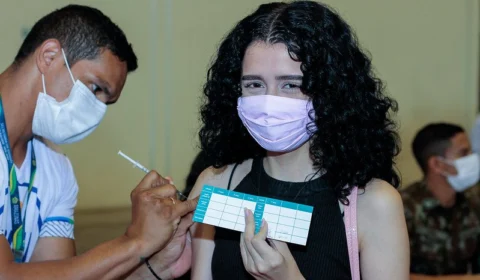Manaus oferta 74 pontos de vacinação contra a Covid nesta semana