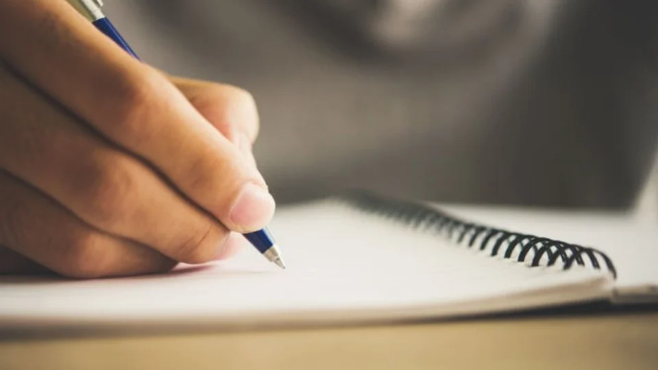 Governo publica autorização para a realização de 3 concursos públicos com 230 vagas; veja cargos