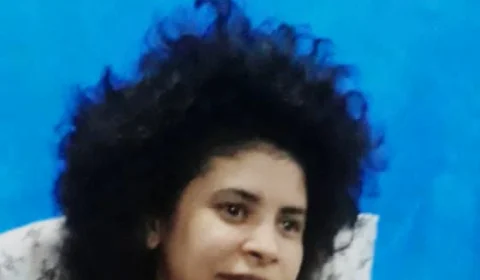 Mãe procura por filha desaparecida em Manaus; mulher tem deficiência mental