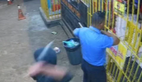 Vídeo chocante mostra homem sendo esfaqueado pelas costas