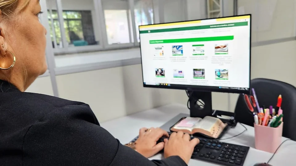 Julho Amarelo: Curso virtual gratuito sobre hepatites virais está disponível