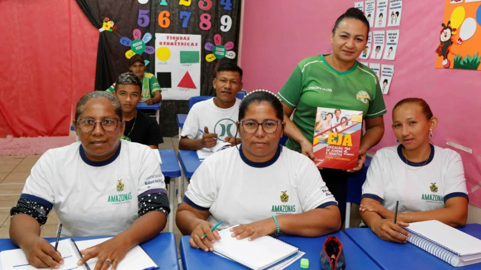 Secretaria de Educação abre matrículas para o 2º semestre letivo da EJA na próxima segunda-feira