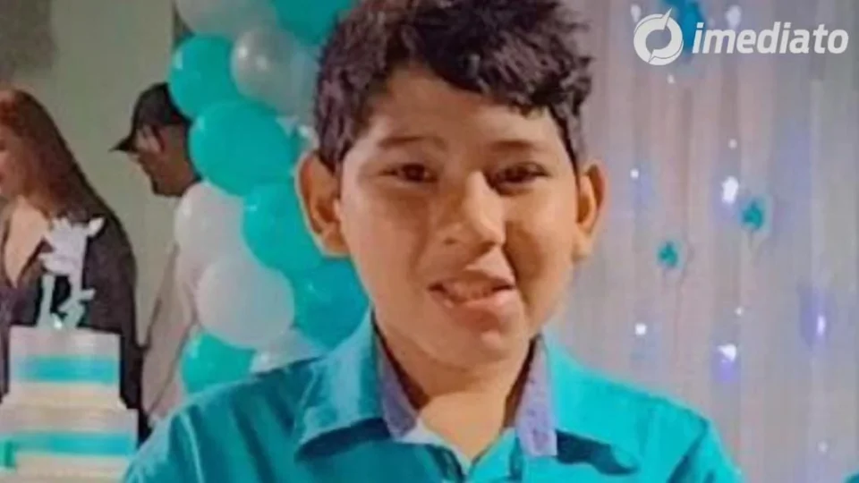 Adolescente de 13 anos desaparece e família pede ajuda para encontrá-lo