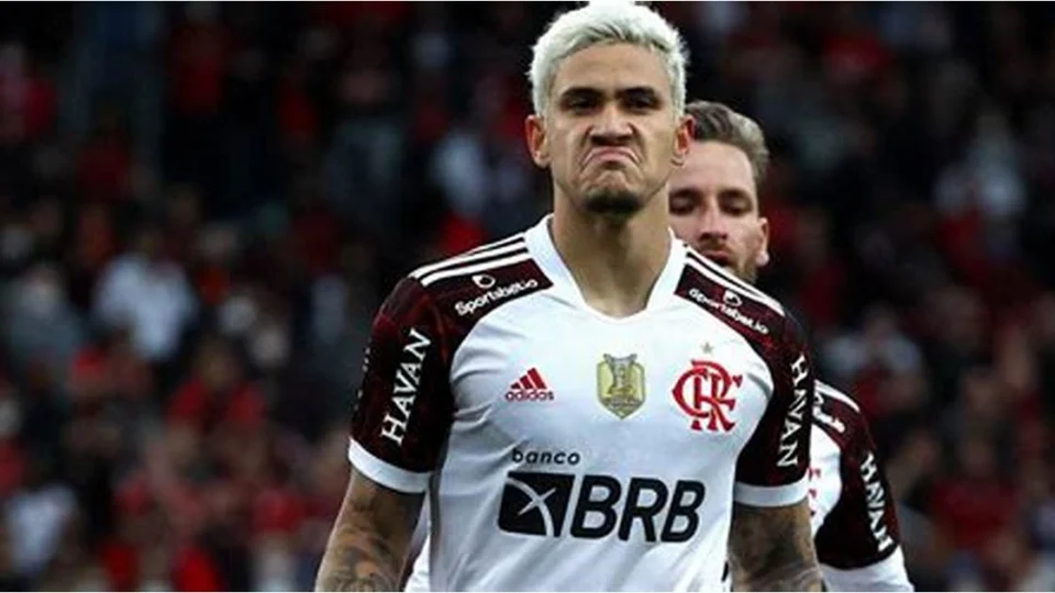 Laudo confirma lesões no rosto de Pedro, atacante do Flamengo