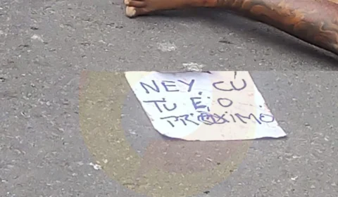 ‘Ney tu é o próximo’, diz bilhete deixado em cima de corpo no Mutirão