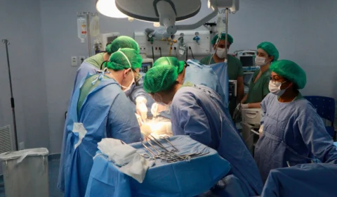 Wilson Lima diz que transplante renal inédito na rede pública estadual traz novas perspectivas para pacientes