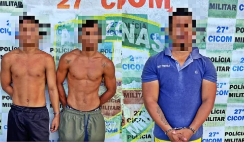 Trio é capturado com drogas e moto roubada no Mutirão