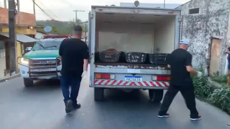 Suposto assaltante é morto a tiros enquanto praticava o crime com comparsa que fugiu