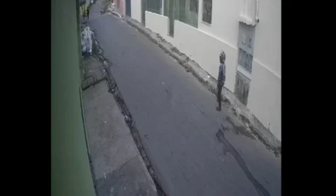 “Tarado” persegue adolescente enquanto se masturba em rua de Manaus