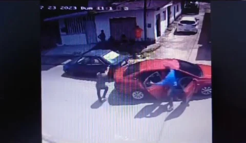 VEJA VÍDEO: Homem é executado a tiros por bandidos encapuzados