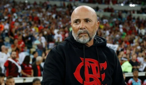 Torcedores pressionam Sampaoli em ‘textão’ após agressão a Pedro, jogador do Flamengo