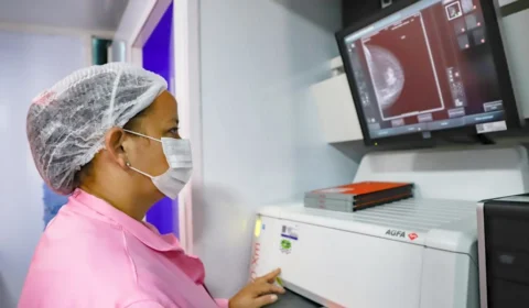 Unidades Móveis de Saúde da Mulher atendem em novos pontos em Manaus