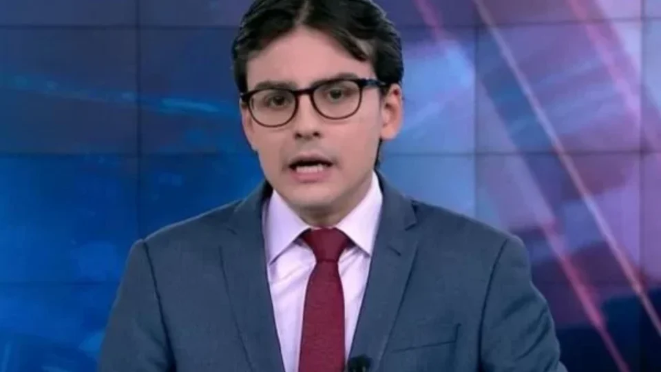 Dudu Camargo é processado por taxista, que pede R$ 19 mil por danos