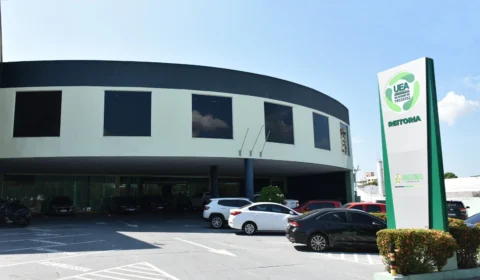 UEA divulga edital de notificação a alunos de graduação com risco de desligamento