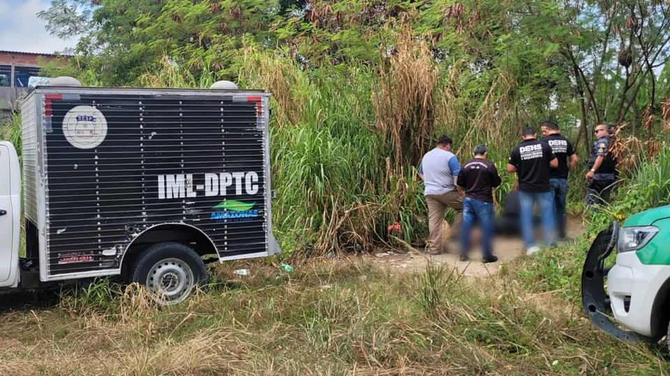 FEMINICÍDIO: jovem é levada para campo e recebe 2 tir0s