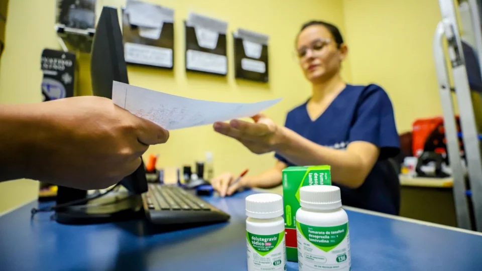 Confira onde procurar atendimento pós-exposição ao HIV em Manaus