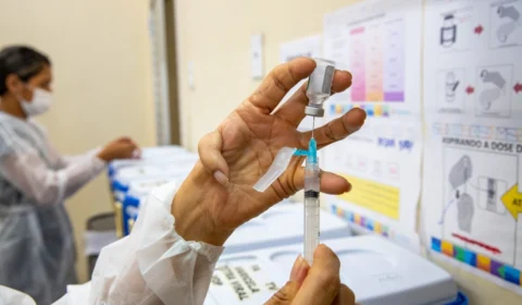 Prefeitura oferta imunizante contra a Covid-19 em 74 pontos esta semana