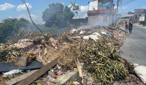 Fogo se alastra em lixeira a céu aberto, no Valparaíso